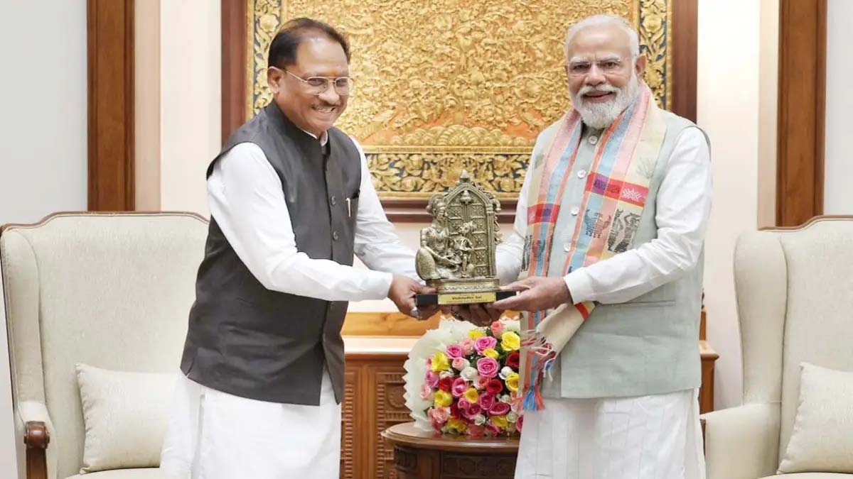 सीएम साय ने पीएम मोदी से की मुलकात, बस्तर के विकास का दिया ब्लू प्रिंट